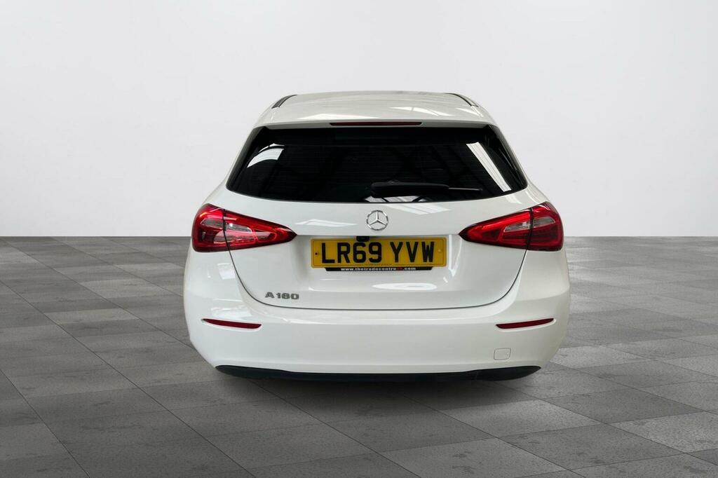 Mercedes-Benz A Class 1.3 A180 Se Euro 6 Ss LR69YVW White #4
