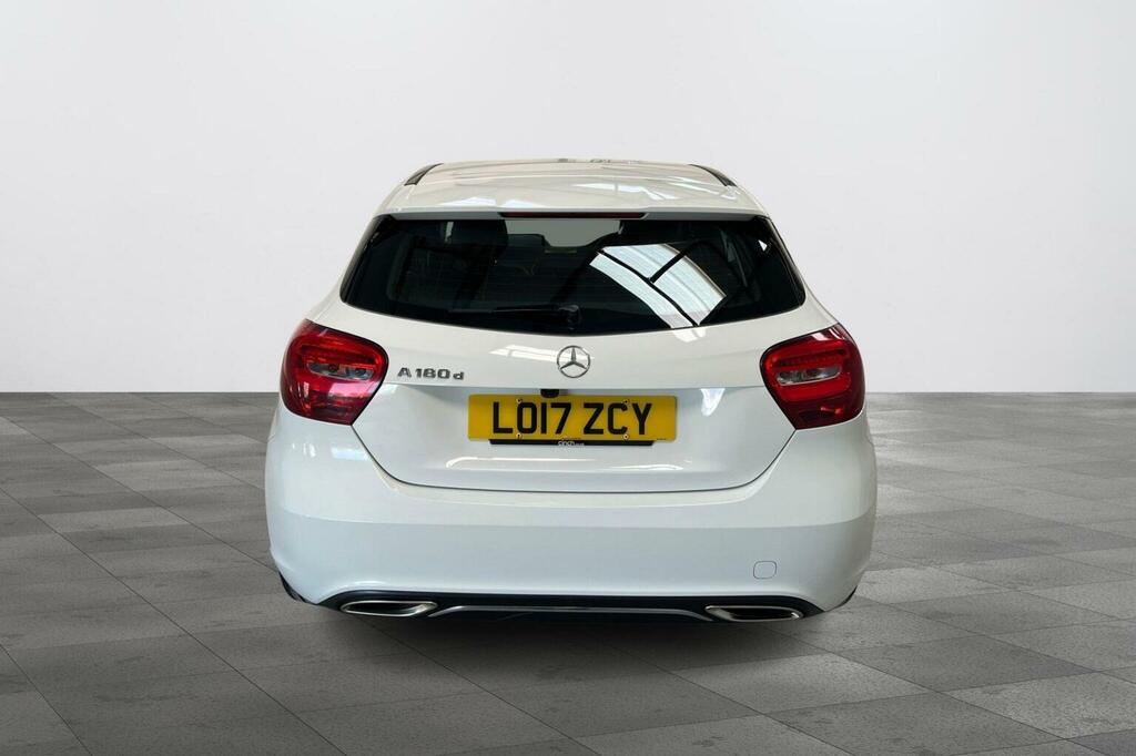 Mercedes-Benz A Class 1.5 A180d Sport Euro 6 Ss LO17ZCY White #4