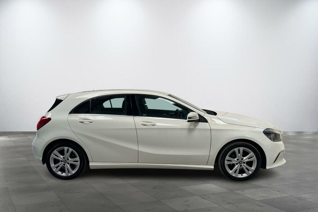 Mercedes-Benz A Class 1.5 A180d Sport Euro 6 Ss LO17ZCY White #2