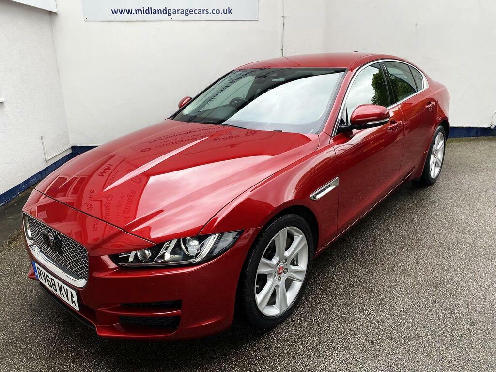 Jaguar XE 2.0I Gpf Portfolio Euro 6 S S Red #4