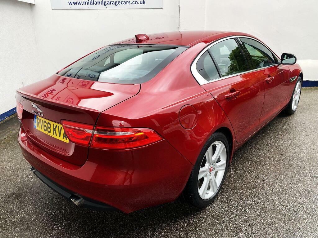 Jaguar XE 2.0I Gpf Portfolio Euro 6 S S Red #2