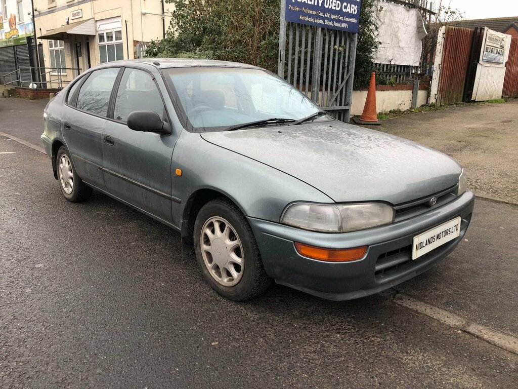 Toyota Corolla 1.6 Executive  #3