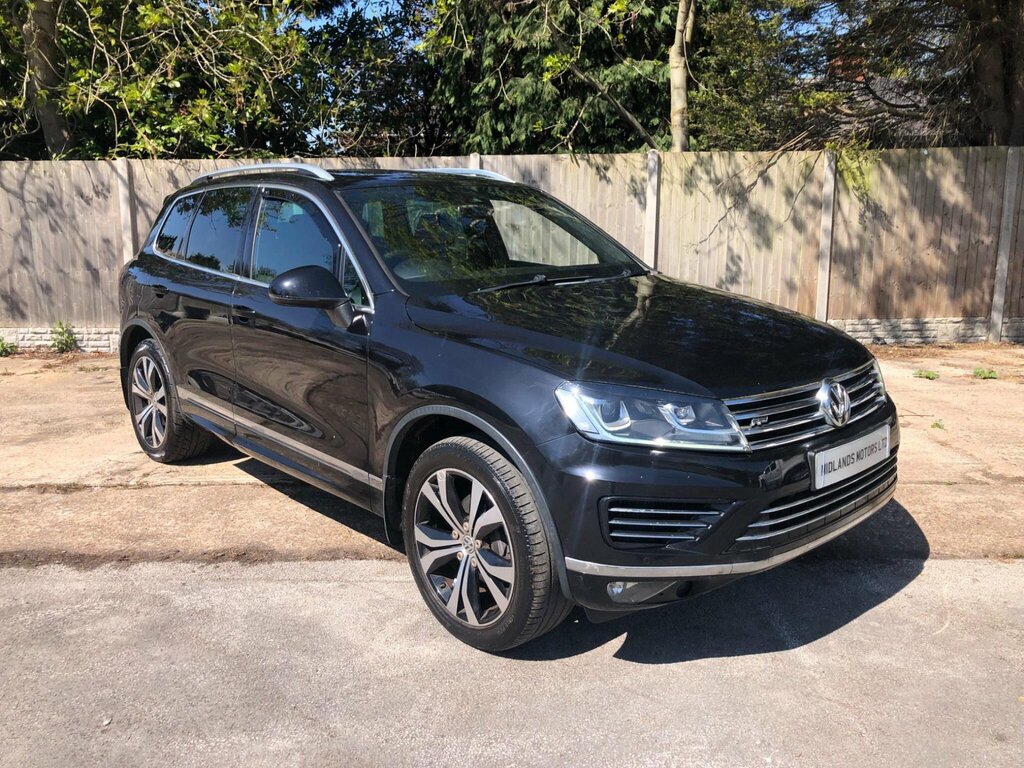 Volkswagen Touareg 3.0 Tdi V6 Bluemotion Tech R-line Tiptronic 4Wd Eu SD65AYP Black #4