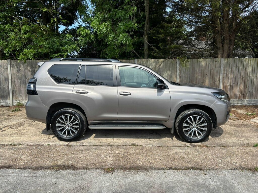 Toyota Land Cruiser 2.8D Invincible 4Wd Euro 6 Ss 7 Seat Brown #2