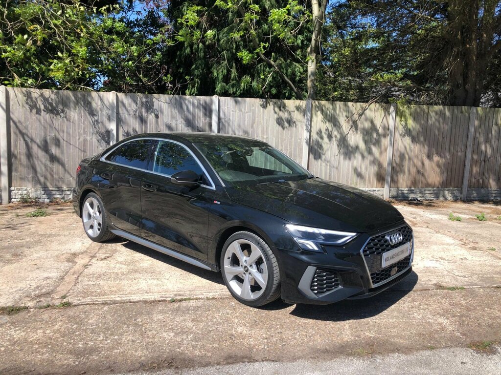 Audi A3 1.5 Tfsi 35 S Line S Tronic Euro 6 Ss OV70JVW Black #4