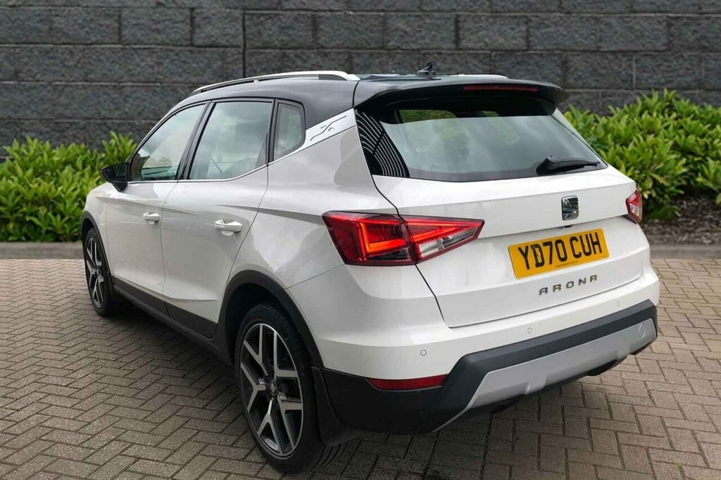 Seat Arona 1.6L Xcellence Lux White #4