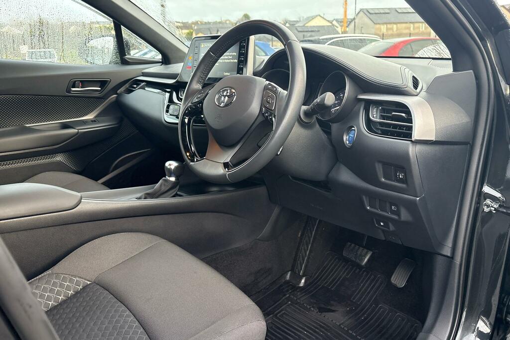 Toyota C-Hr 1.8 Hybrid Icon Cvt URZ6196 Black #5