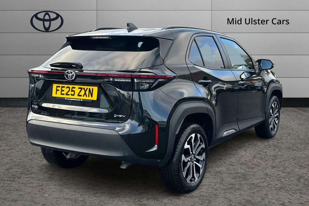 Toyota Yaris Cross 1.5 Hybrid Design Cvt FE25ZXN Black #2
