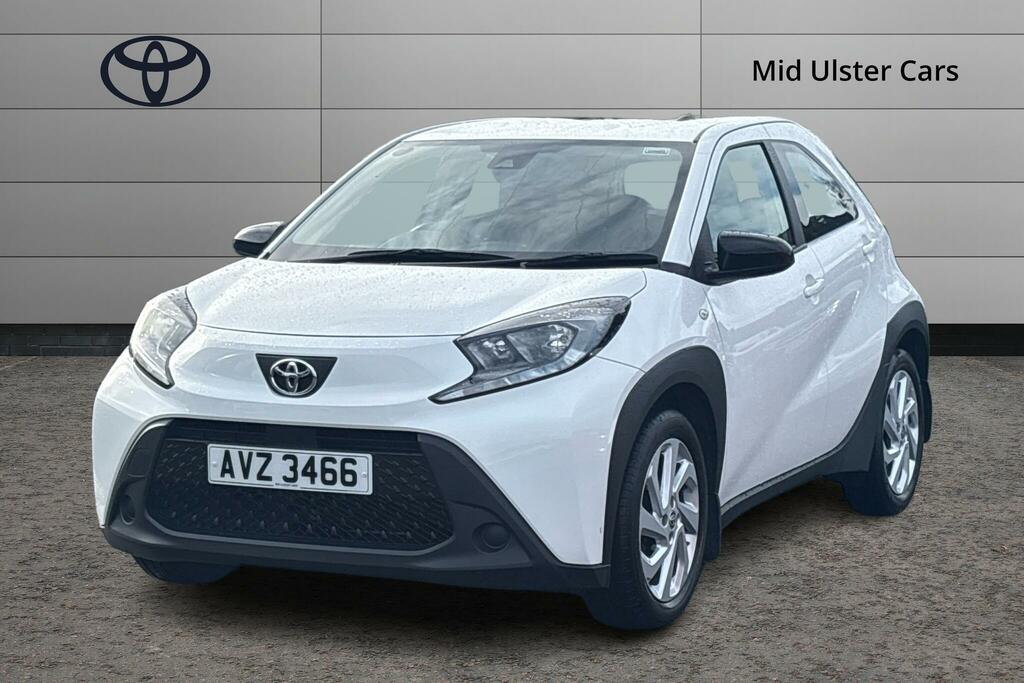 Toyota Aygo X 1.0 Vvt-i Pure AVZ3466 White #3