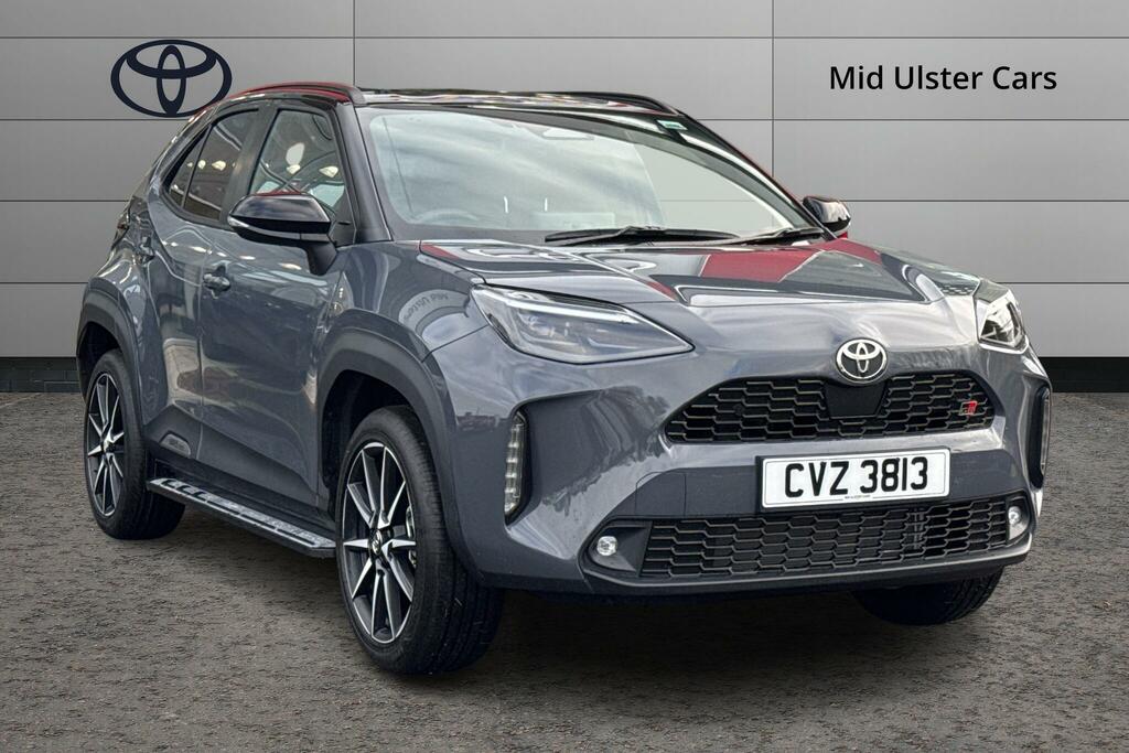 Toyota Yaris Cross 1.5 Hybrid 130 Gr Sport Cvt Grey
