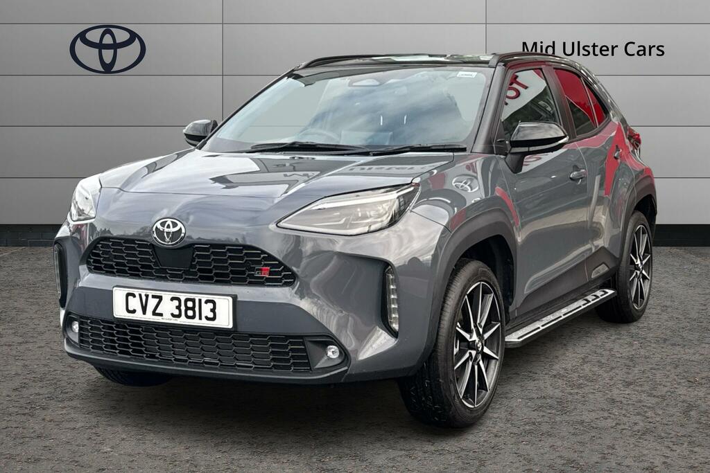 Toyota Yaris Cross 1.5 Hybrid 130 Gr Sport Cvt CVZ3813 Grey #3