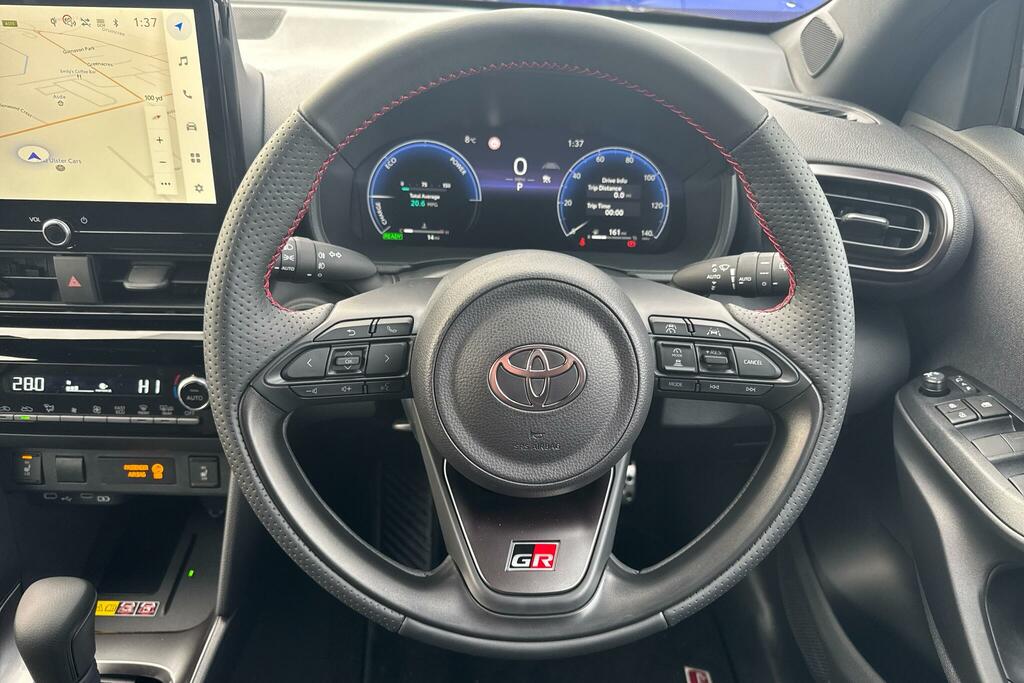 Toyota Yaris Cross 1.5 Hybrid 130 Gr Sport Cvt CVZ3813 Grey #6