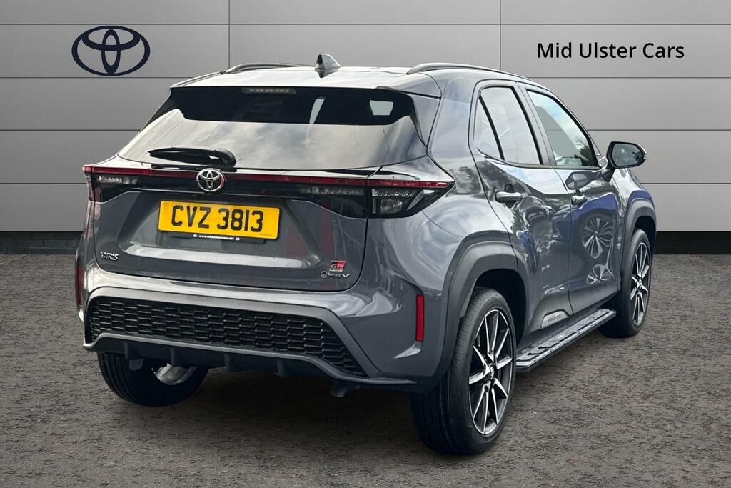 Toyota Yaris Cross 1.5 Hybrid 130 Gr Sport Cvt CVZ3813 Grey #2