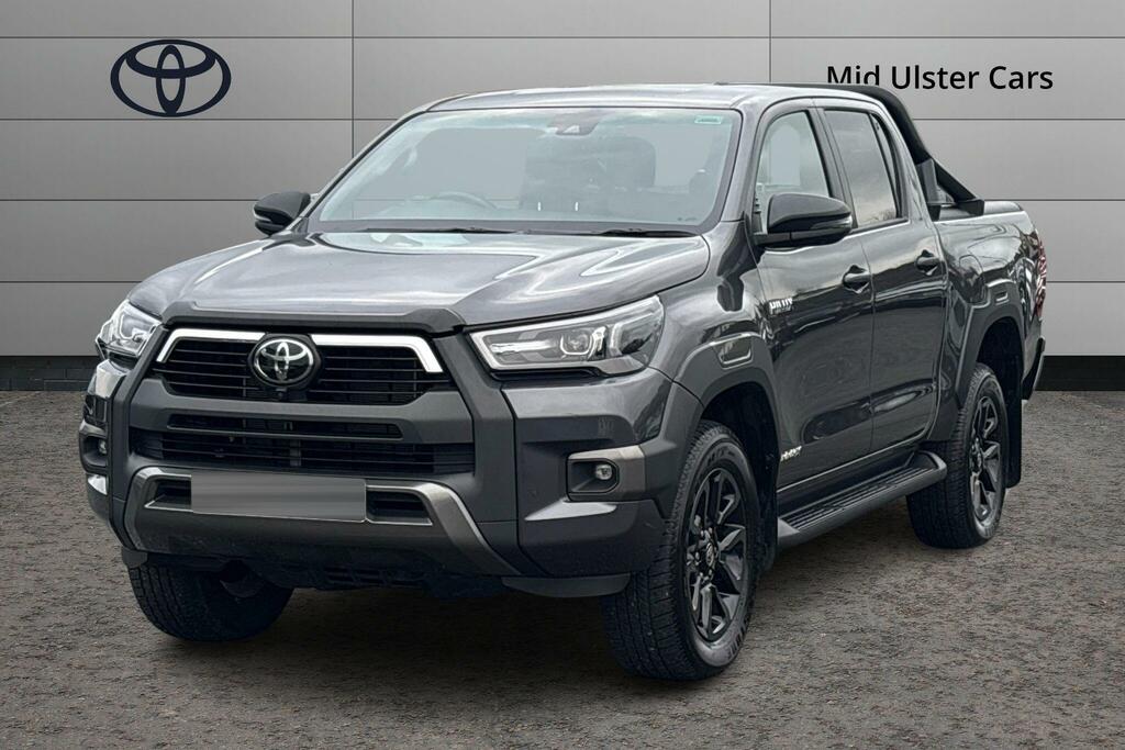 Toyota HILUX Invincible X Dcab Pick Up 2.8 D 48V CVZ4572 Black #3