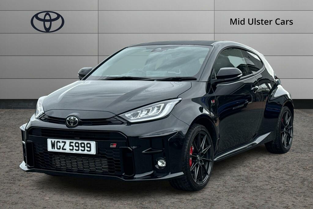 Toyota Yaris 1.6 Awd Circuit Pack WGZ5999 Black #3