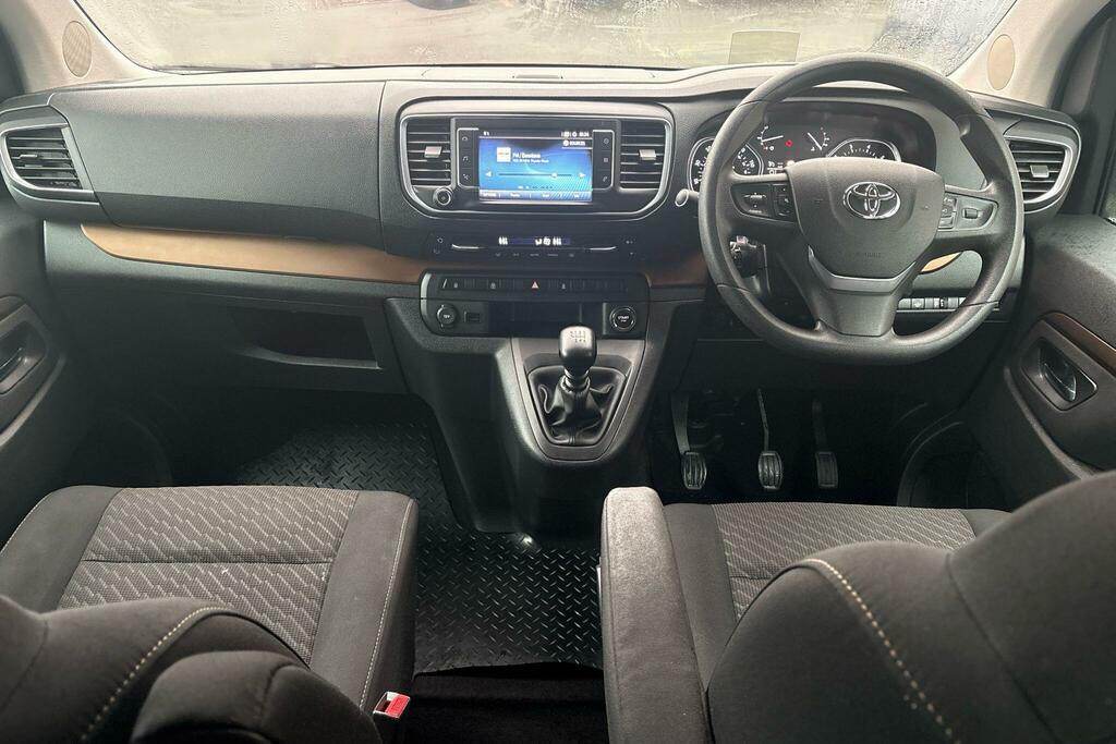 Toyota Proace Verso D-4d L2 Shuttle White #9