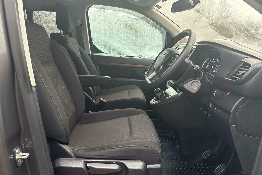 Toyota Proace Verso 2.0D Family Compact Grey #6