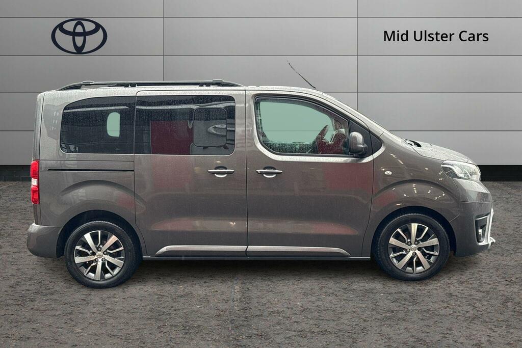 Toyota Proace Verso D-4d L2 Shuttle White #16