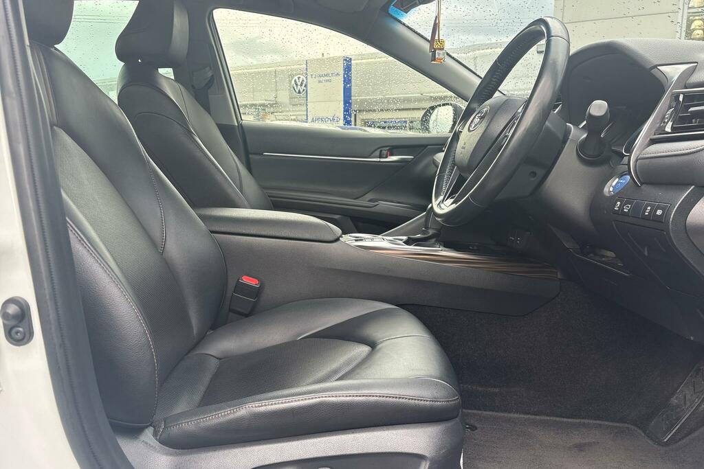 Toyota Camry 2.5 Vvt-i Hybrid Excel Cvt VU70OHO White #6