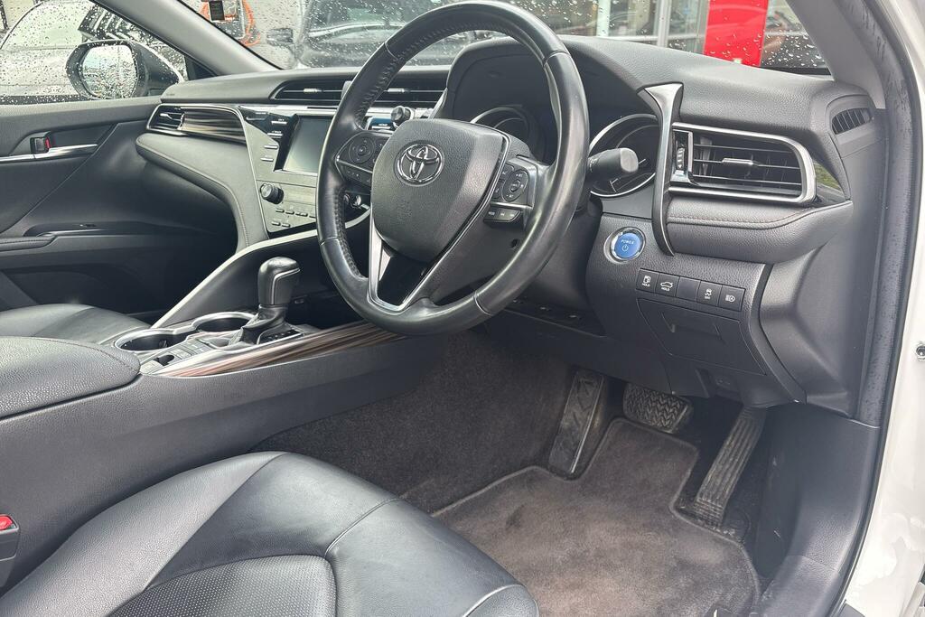 Toyota Camry 2.5 Vvt-i Hybrid Excel Cvt VU70OHO White #5