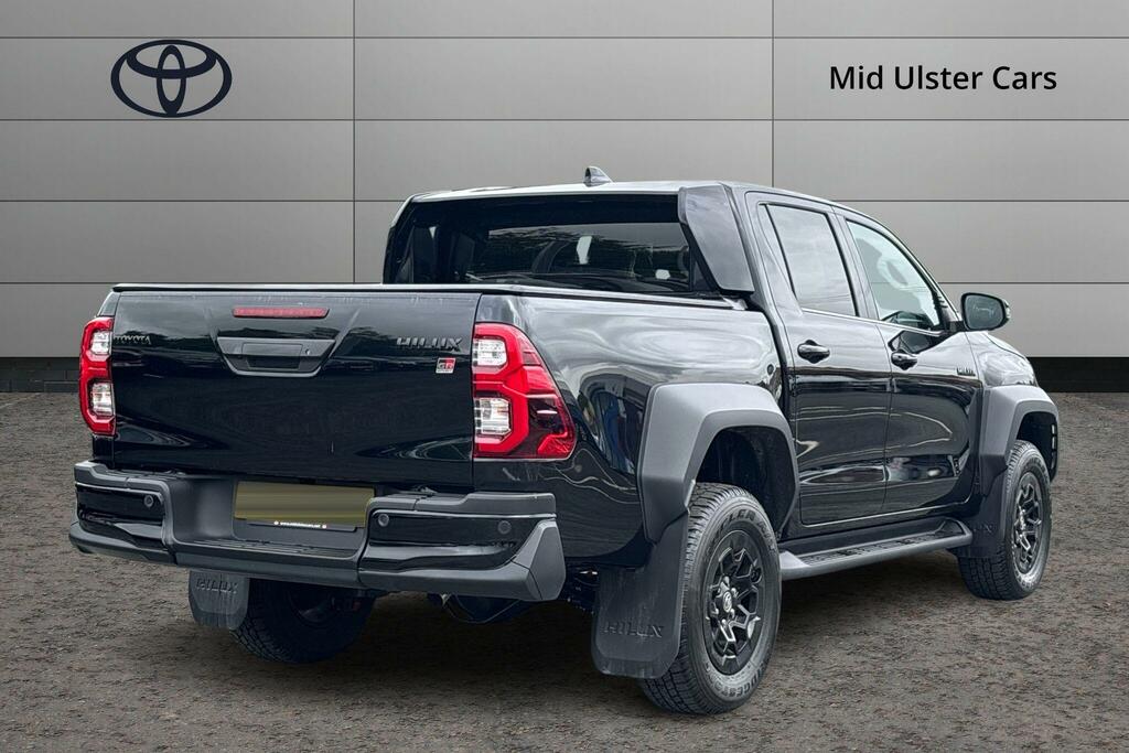 Toyota HILUX Hilux Gr Sport D-4d 4Wd D FD25KAO Black #2
