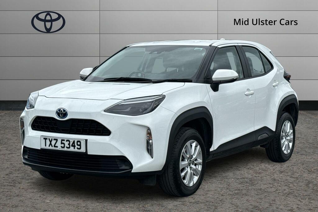 Toyota Yaris Cross 1.5 Hybrid Icon Cvt TXZ5349 White #3