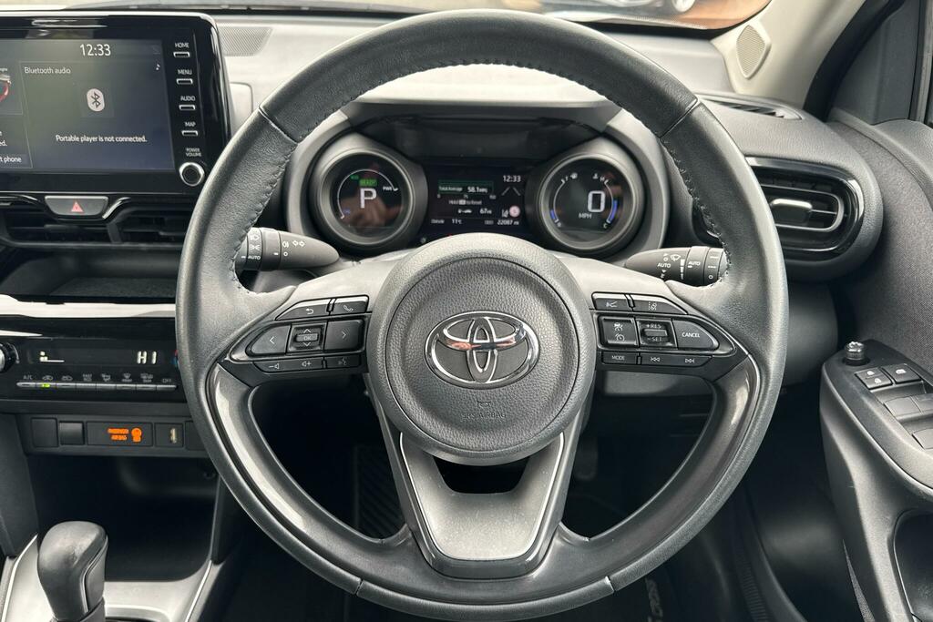 Toyota Yaris Cross 1.5 Hybrid Icon Cvt TXZ5349 White #6