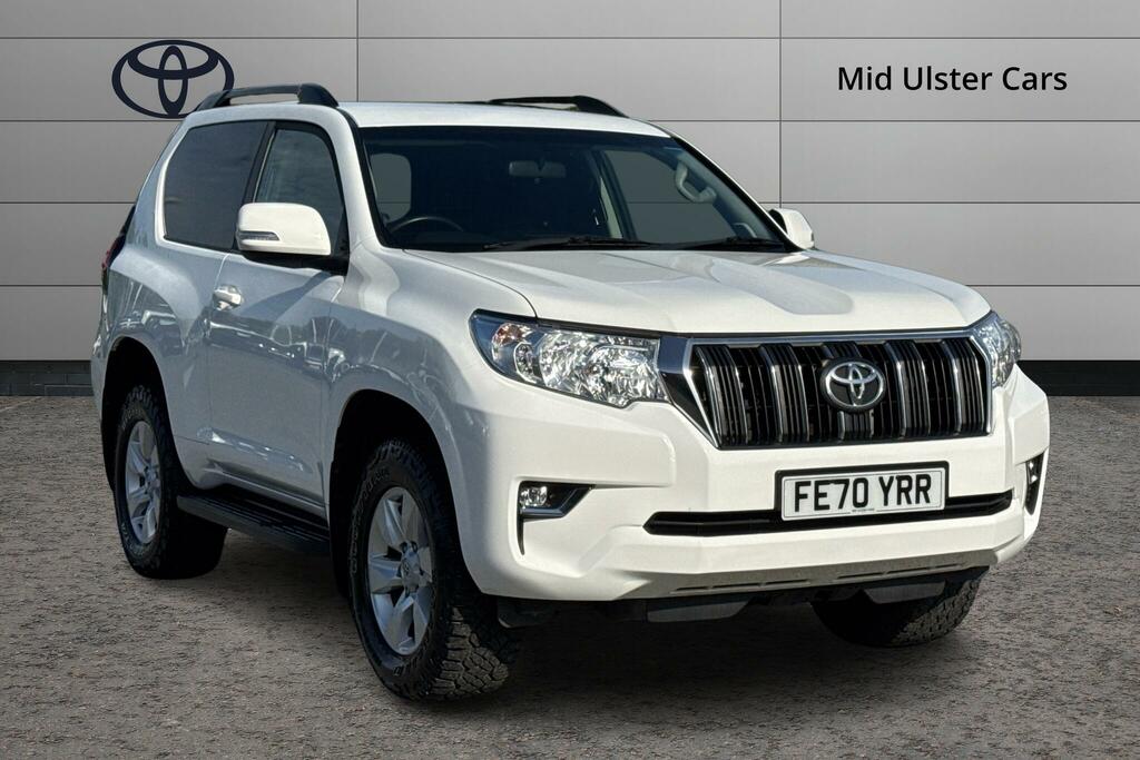 Toyota Land Cruiser 2.8D Active Commercial White