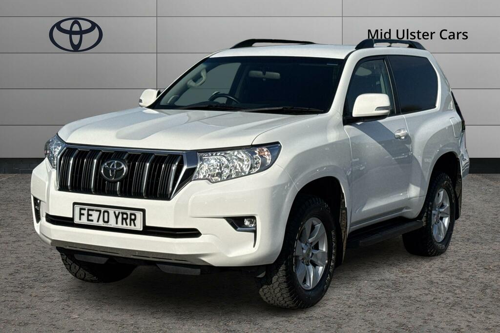 Toyota Land Cruiser 2.8D Active Commercial White #3