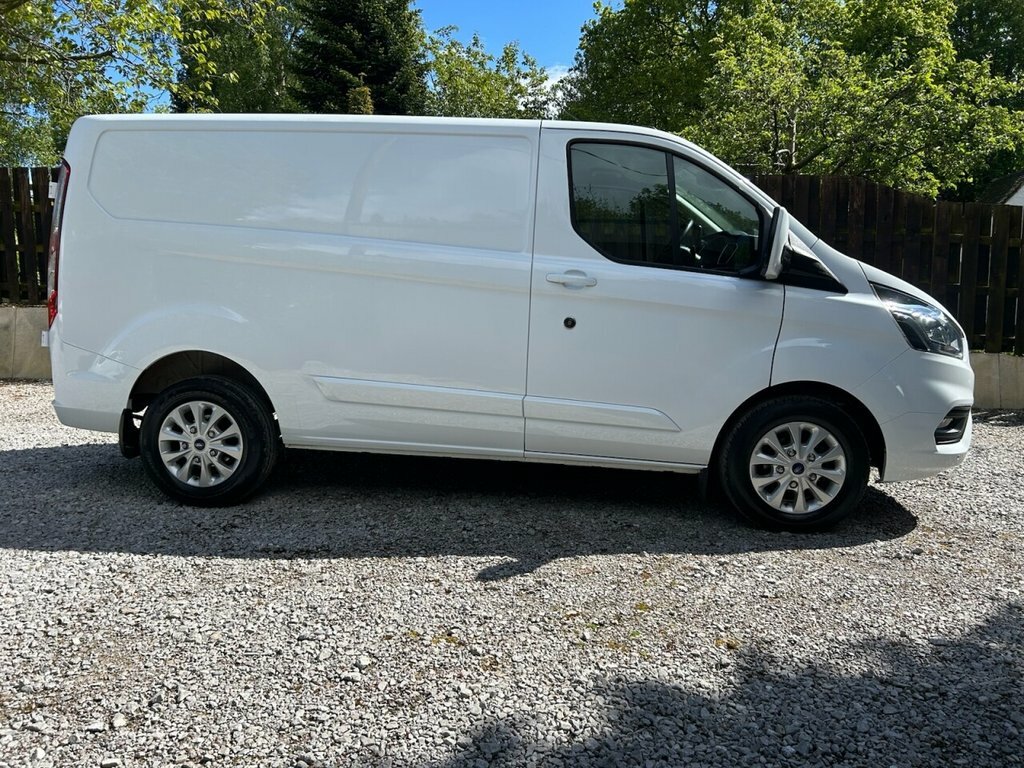 Ford Transit Custom 2L Limited HN71UJB White #6