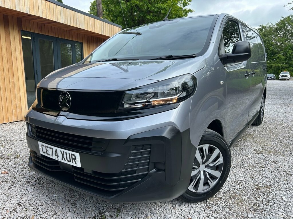 Vauxhall Vivaro 1.5L Prime 6Dr Grey
