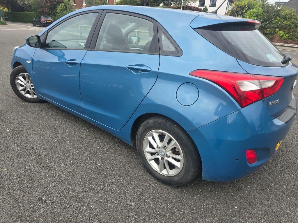 Hyundai I30 Hatchback 1.6 Crdi Active Euro 5 Blue #6