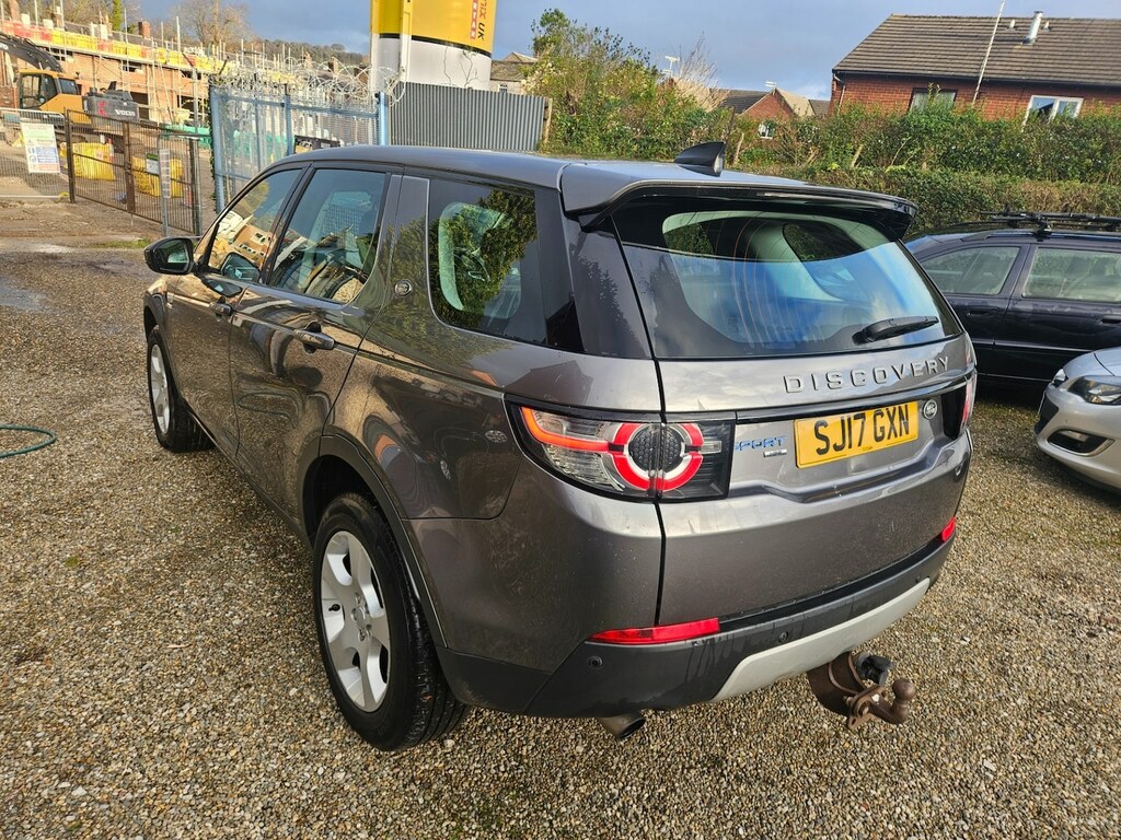Land Rover Discovery Sport 2.0 Td4 Hse 5 Seat SJ17GXN Grey #5