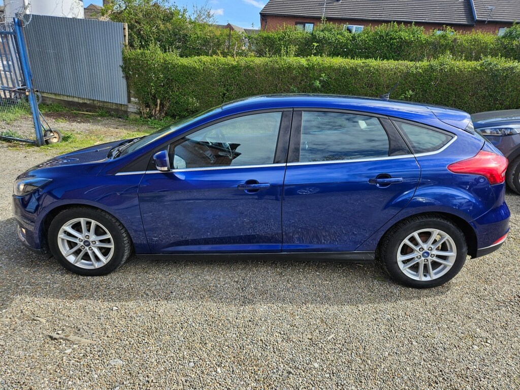 Ford Focus 1.5 Tdci 120 Zetec MW65XCS Blue #4
