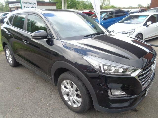 Hyundai Tucson 1.6 Gdi Se Nav Suv Euro 6 S S HW19LZL Black #2