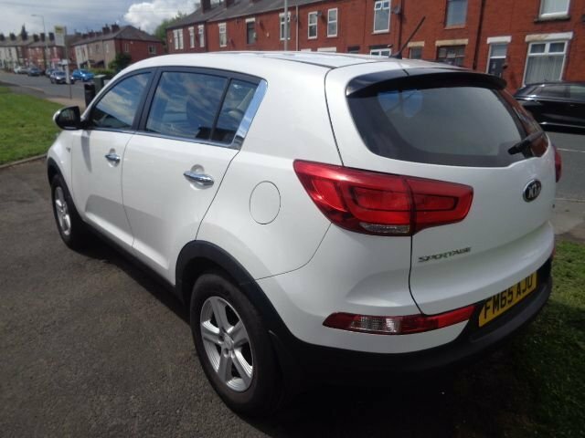 Kia Sportage 1.6 Gdi Ecodynamics 1 Suv 2Wd Eu FM65AJU White #6