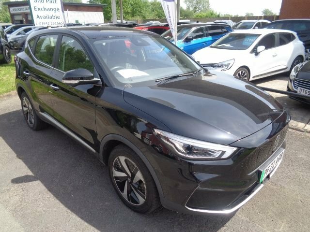 MG ZS 51.1Kwh Se Suv 176 Ps PF22AOB Black #2