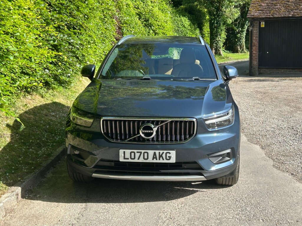Volvo XC40 2.0 B4 Mhev Inscription Pro Euro 6 Ss Blue #2