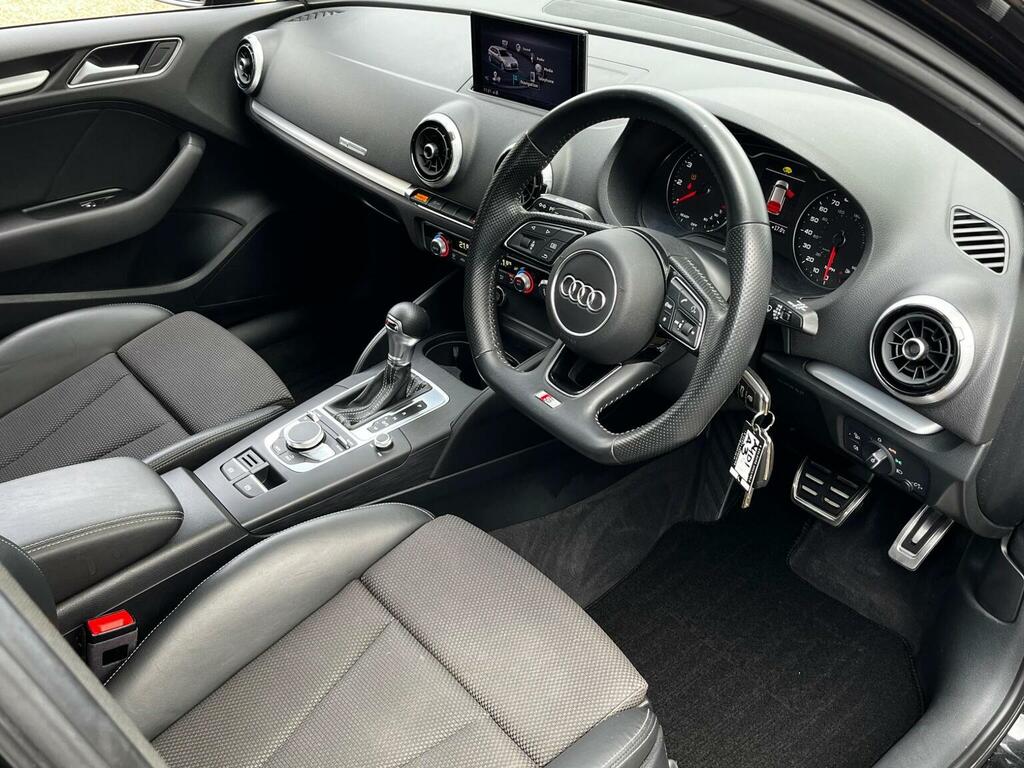 Audi A3 Hatchback 1.5 Tfsi Cod Black Edition Sportback S T MM18ZWN Black #2