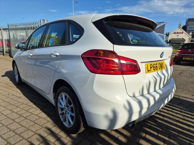 BMW 2 Series Active Tourer 216D Se Mpv White #5