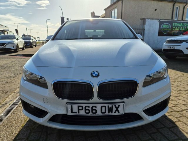 BMW 2 Series Active Tourer 216D Se Mpv White #2