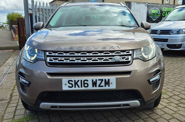 Land Rover Discovery Sport Td4 Hse Suv SK16WZM Brown #2