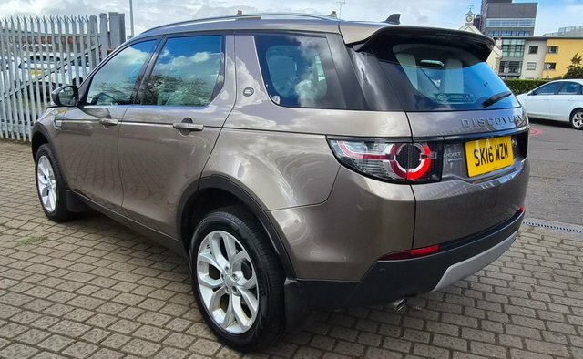 Land Rover Discovery Sport Td4 Hse Suv SK16WZM Brown #4