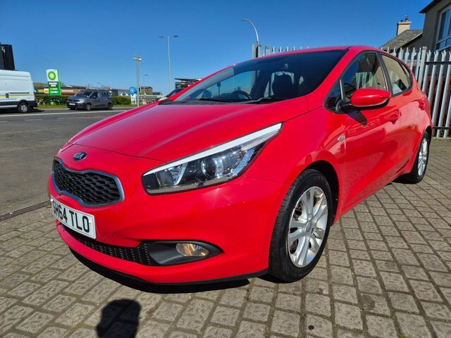 Kia Ceed Crdi Vr7 Hatchback Red #3