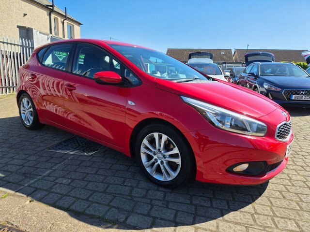 Kia Ceed Crdi Vr7 Hatchback Red