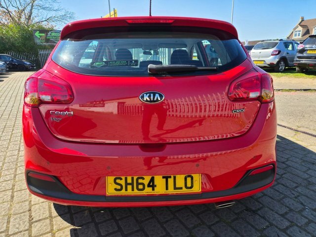 Kia Ceed Crdi Vr7 Hatchback Red #5