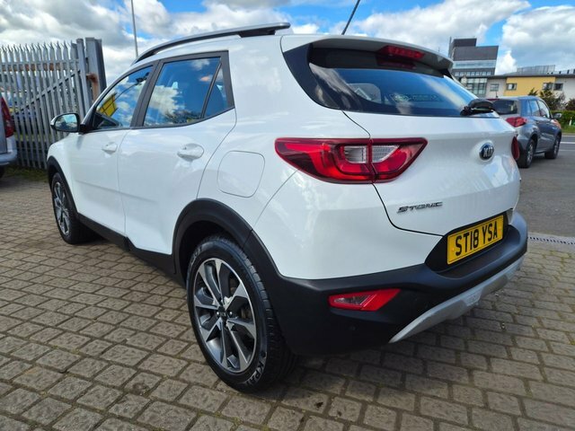 Kia Stonic Crdi 2 Suv ST18YSA White #4