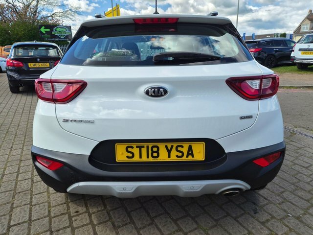 Kia Stonic Crdi 2 Suv ST18YSA White #5