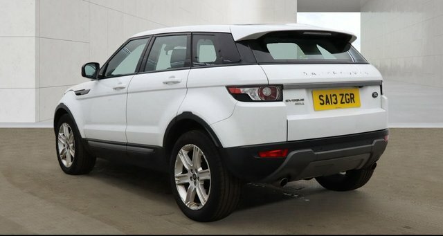 Land Rover Range Rover Evoque Sd4 Pure Suv SA13ZGR White #3