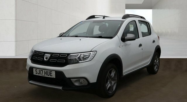 Dacia Sandero Stepway Dci Laureate Hatchback White